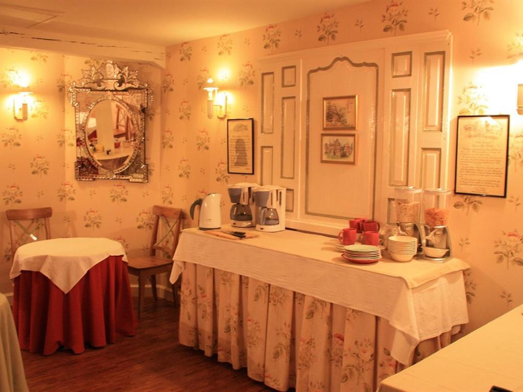 Le Chateau D'Osthoffen Luaran gambar