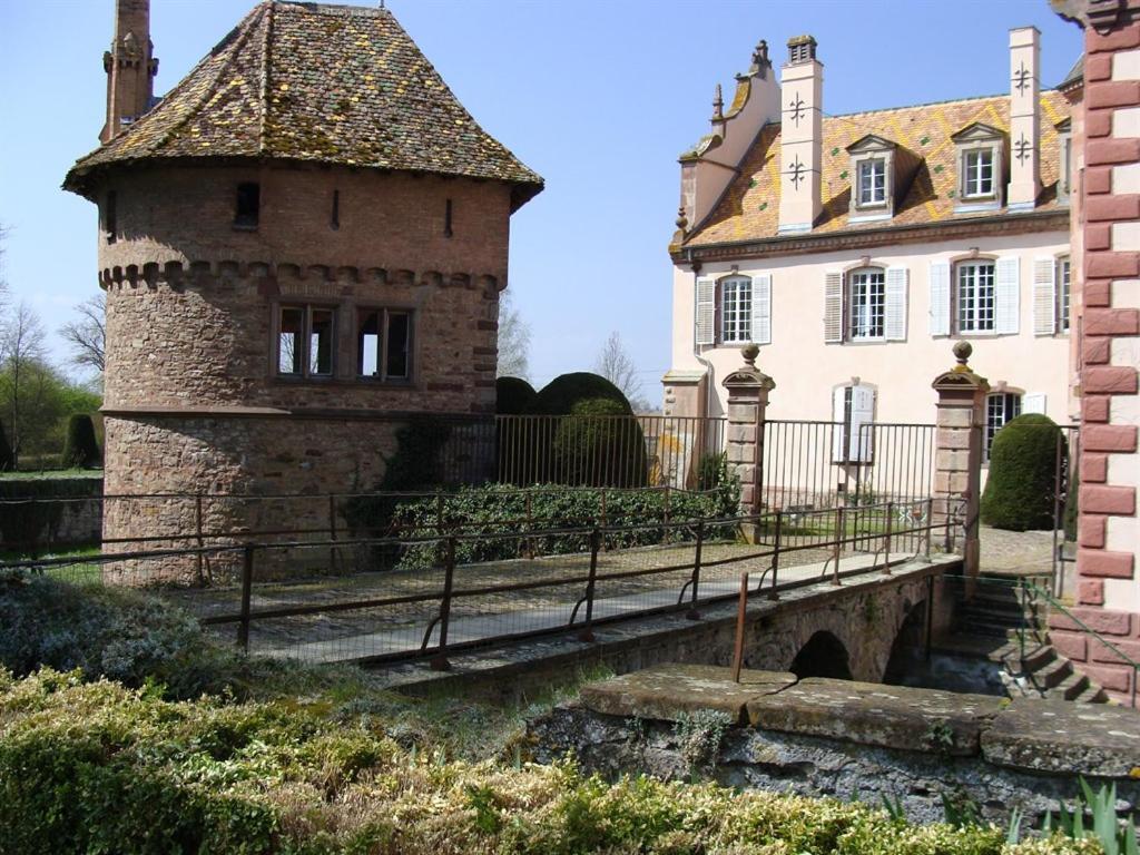 Le Chateau D'Osthoffen Luaran gambar