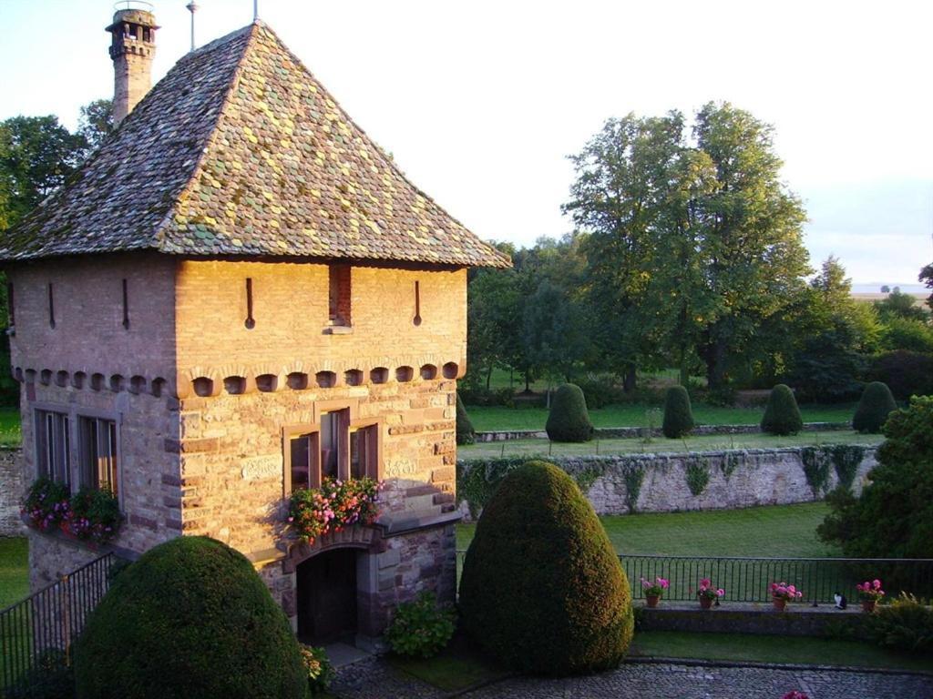 Le Chateau D'Osthoffen Luaran gambar