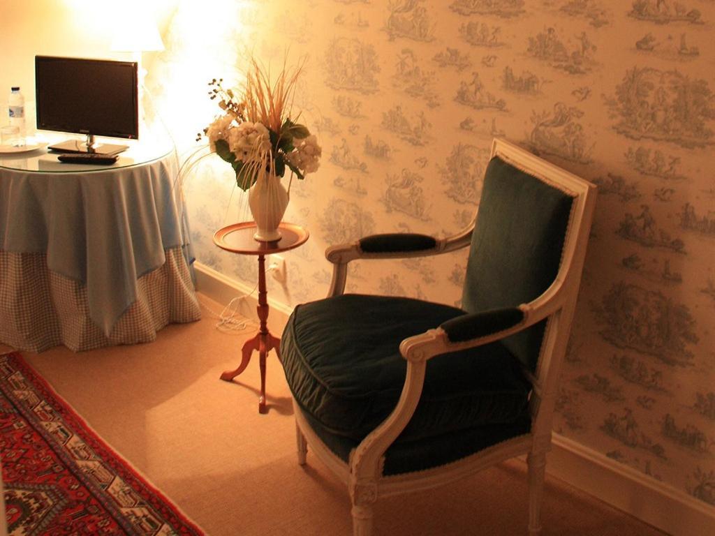 Le Chateau D'Osthoffen Bilik gambar